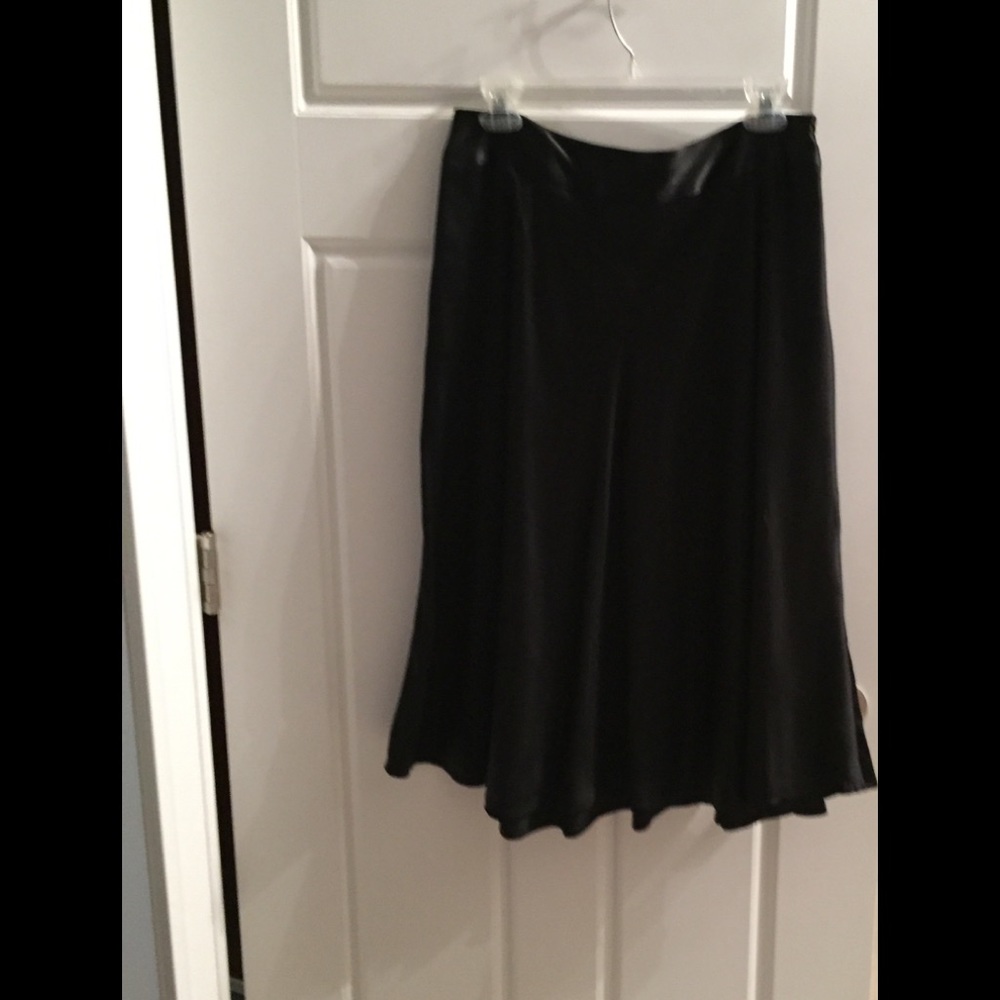 Kate Hill size 8 100% silk skirt